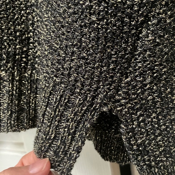 Rock & Republic women’s sweater. Metallic gold threads woven w/black. Side slits - Picture 4 of 6